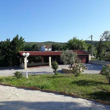 Castel Saint Anne 3*